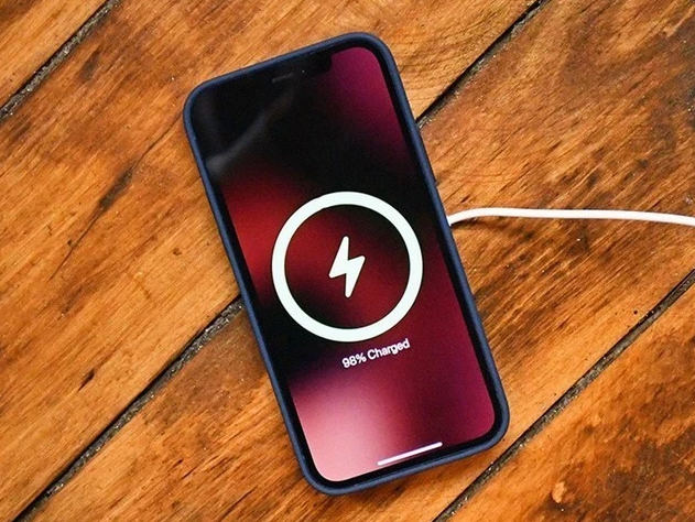 番禺苹果手机维修分享iPhone 12可以随便充电吗 